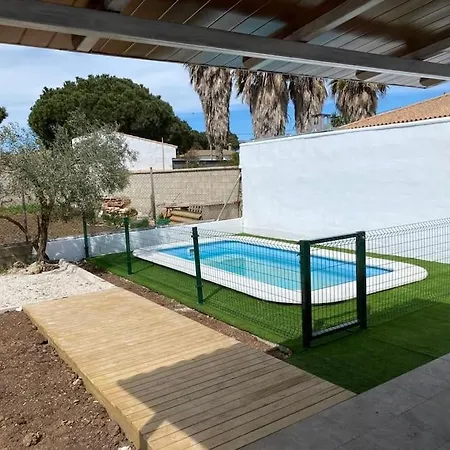 Mi Huerto, Casa Con Piscina, En La Barrosa Holiday home *