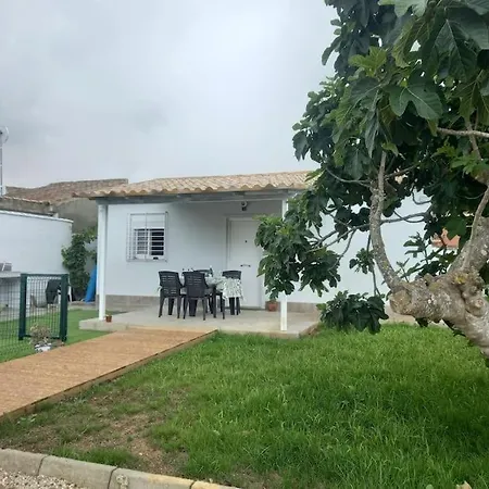 Holiday home Mi Huerto, Casa Con Piscina, En La Barrosa Chiclana de la Frontera